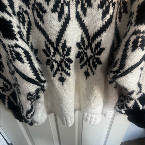 Free People Oversized Chunky Knit Fireside Tunic Sweater Ivory Black Medium - Picture 6 of 16